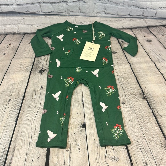 Kyte BABY Other - Kyte Baby Holiday Pattern Bamboo Longall